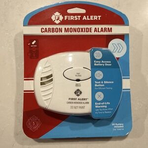 First Alert CO400 Carbon Monoxide (CO) Detector, Battery Operated Alarm, 1-Pack